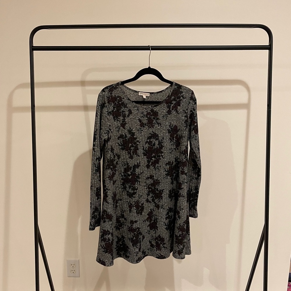 Grey Floral Dreas